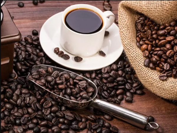 Trà, sữa, cà phê, sắt thép, phân bón... đều được phép lưu thông trong giãn cách
